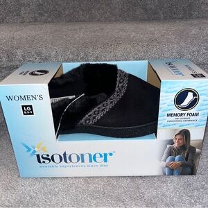 Isotoner Women’s slippers